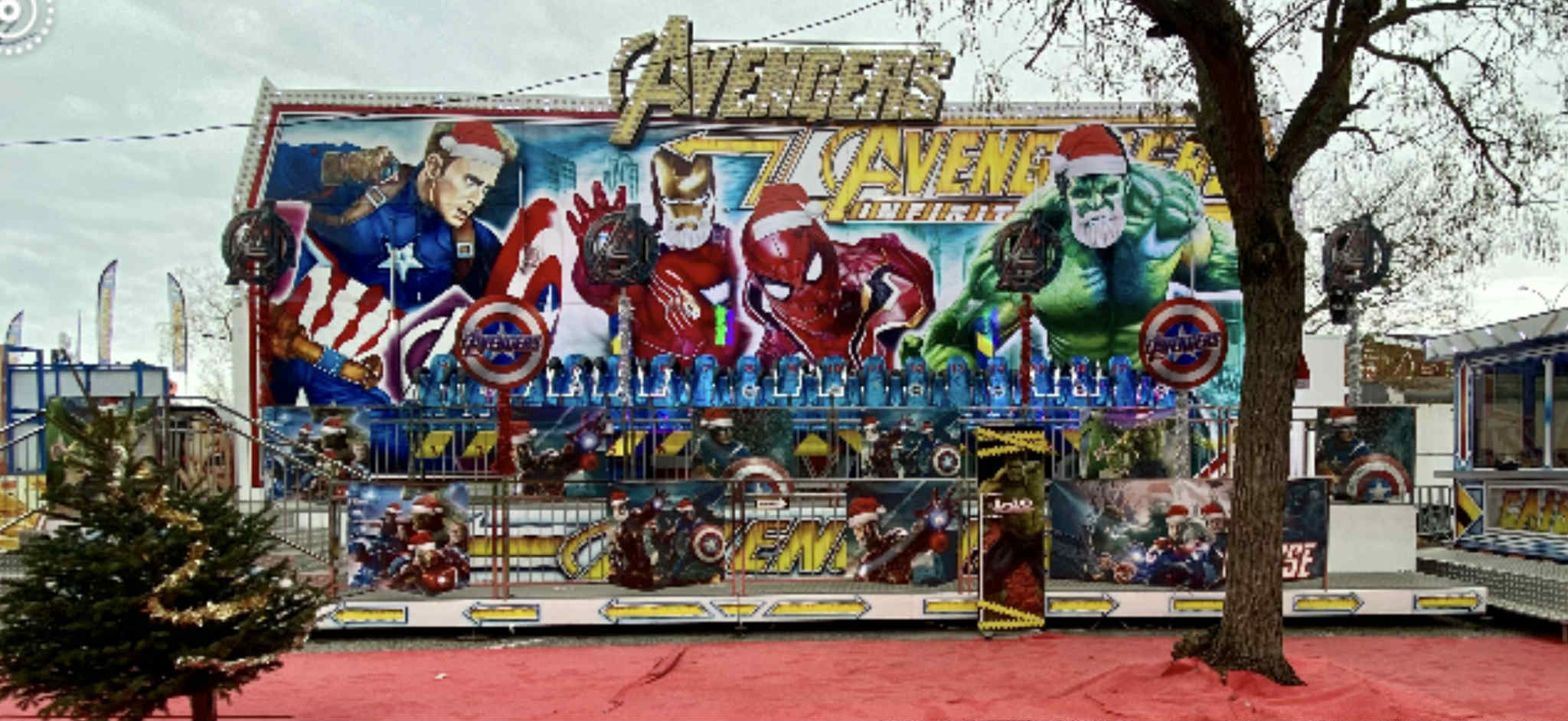 Manège enfantin coloré